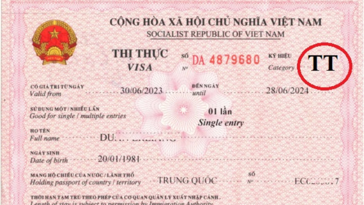 Sau khi được cấp công văn nhập cảnh, người nước ngoài có thể nhận visa tại sân bay quốc tế Việt Nam